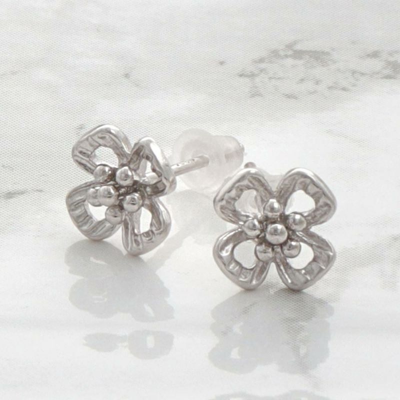 ピアス ニッケルフリー シルバー925 フラワー ポストピアス – OSEWAYA