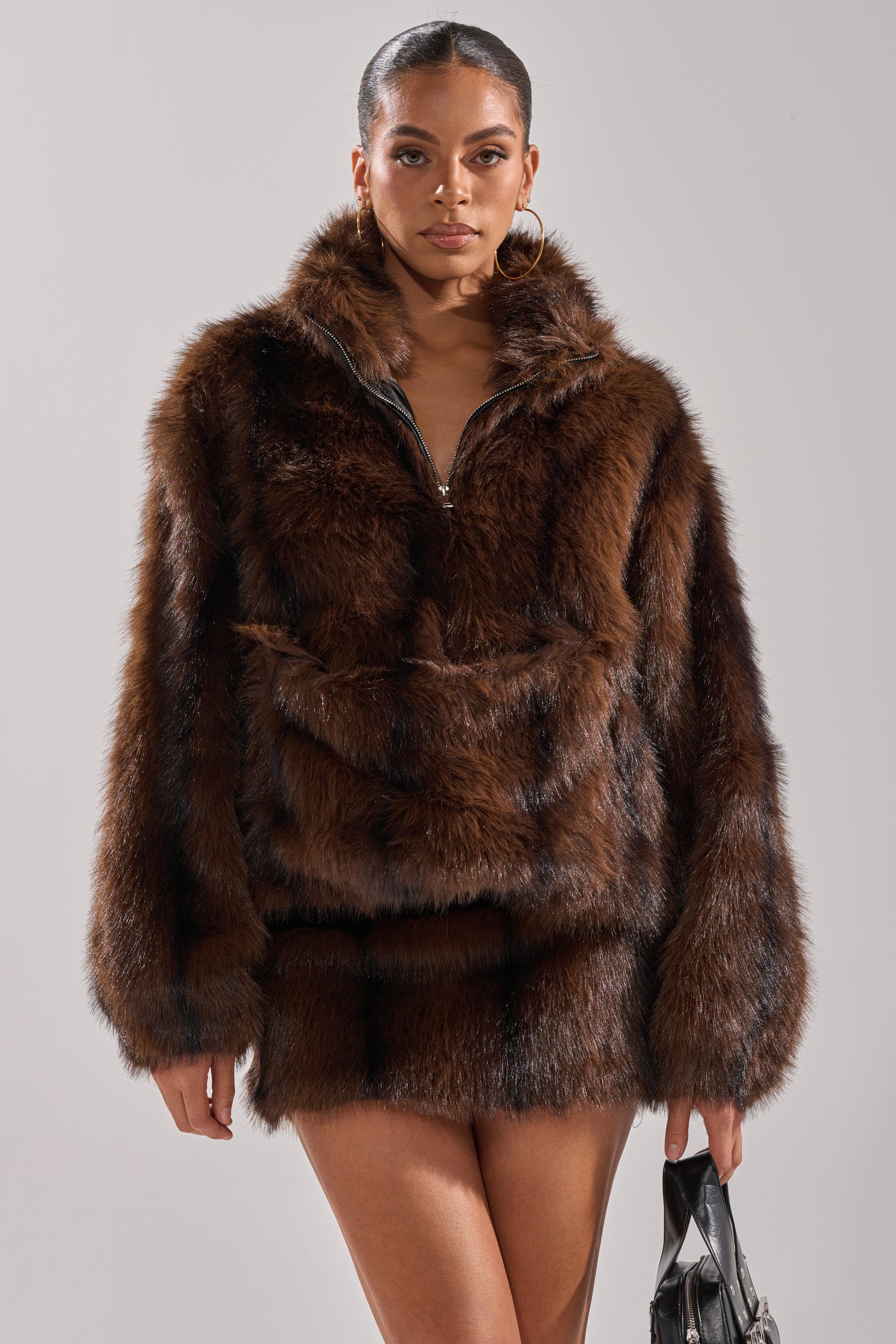 COZY VIBES QUARTER ZIP FUR SWEATSHIRT – AKIRA