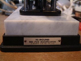 MK702