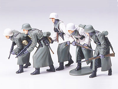 1/35 ドイツ冬季装備歩兵 進撃セット: スケールモデル｜TAMIYA SHOP