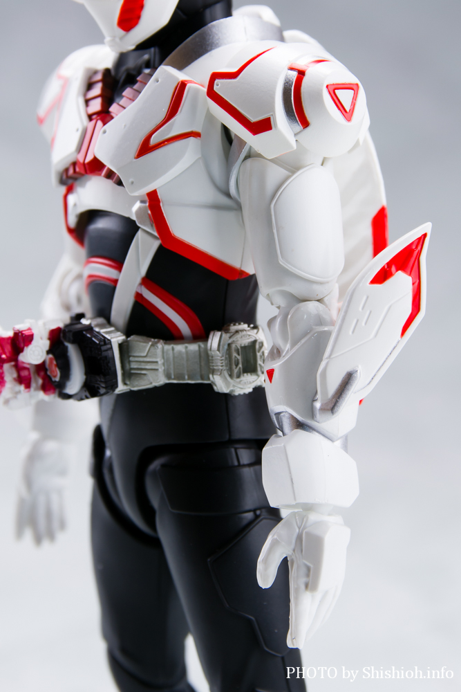 徹底レビュー】S.H.Figuarts 仮面ライダーギーツ ブーストフォーム