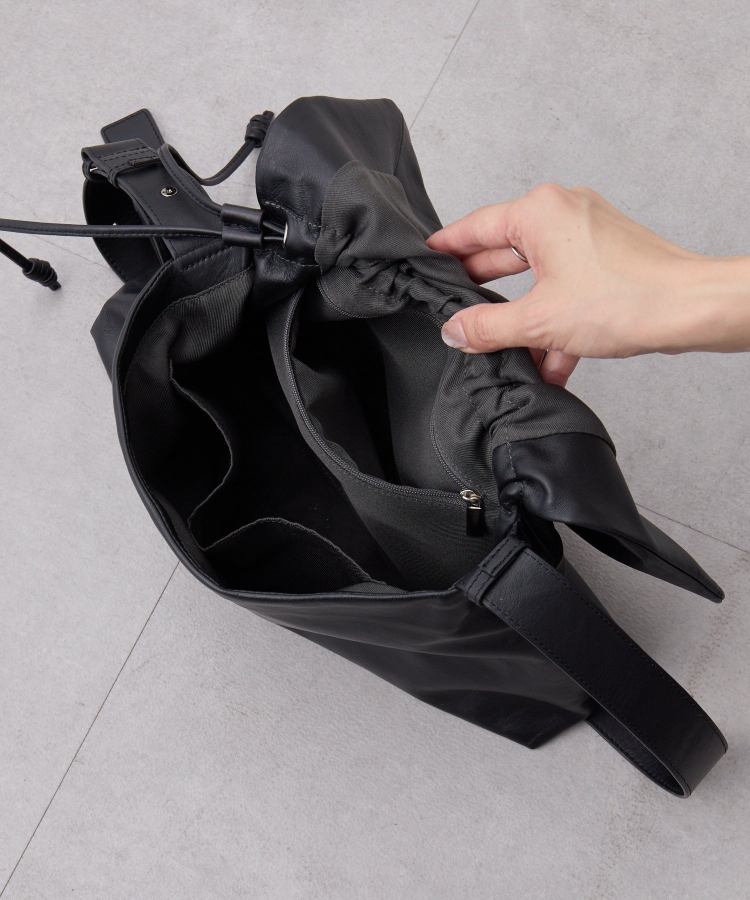 ear PAPILLONNER｜レザーフラップショルダーバッグ | Rakuten Fashion