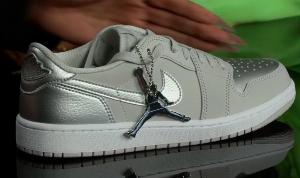Nike Air Jordan 1 Retro Low OG CO.JP “Metallic Silver”が国内4月13