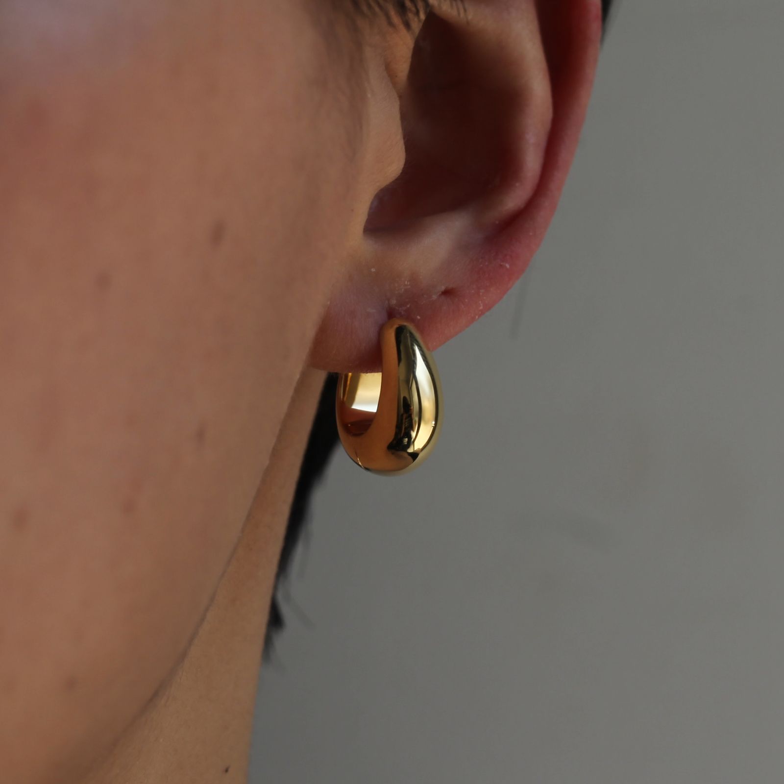 TOMWOOD - 【残り一点】Ice Hoop Small(GOLD) | ACRMTSM ONLINE STORE
