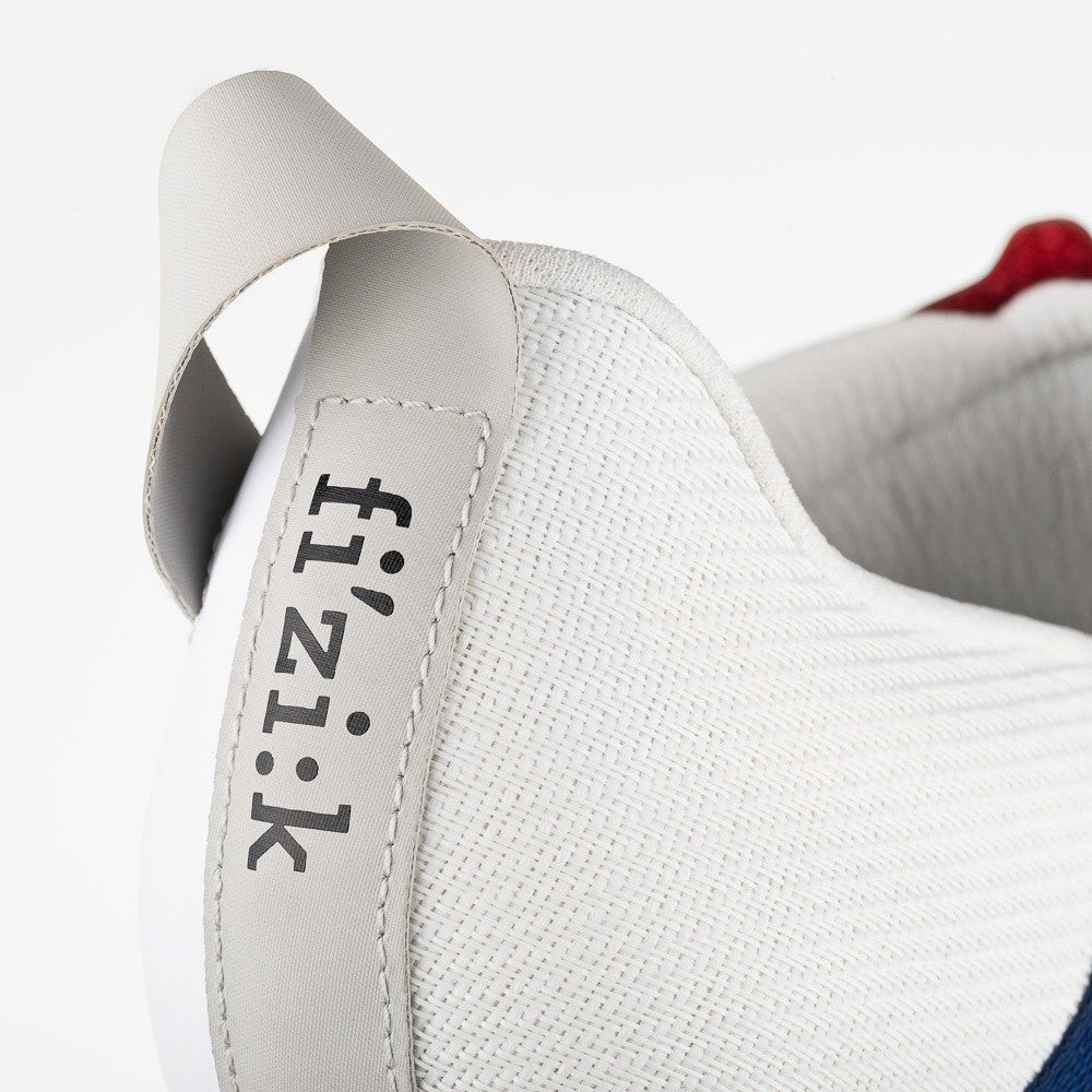 Transiro Hydra Aeroweave Carbon White/ Red Blue - Fizik