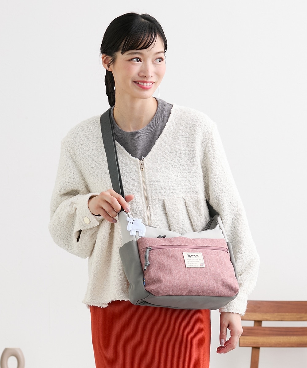 moz（モズ）10ポケット仕分け上手な軽量ショルダーバッグ