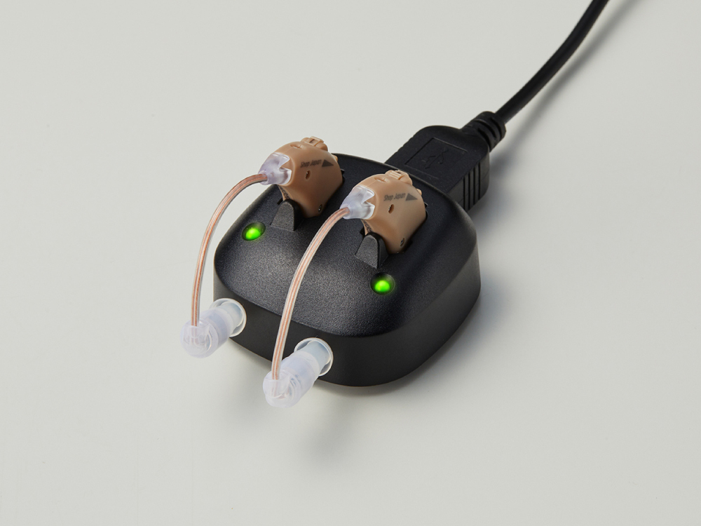 充電時間の目安は？｜楽ちんヒアリング SK-05（耳かけ型集音器） よく