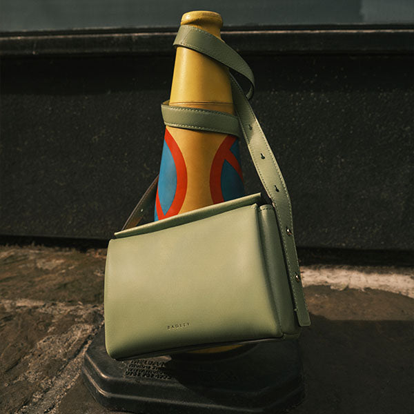 Large Ziptop Shoulder | The Christina Suede AW25 | Radley London