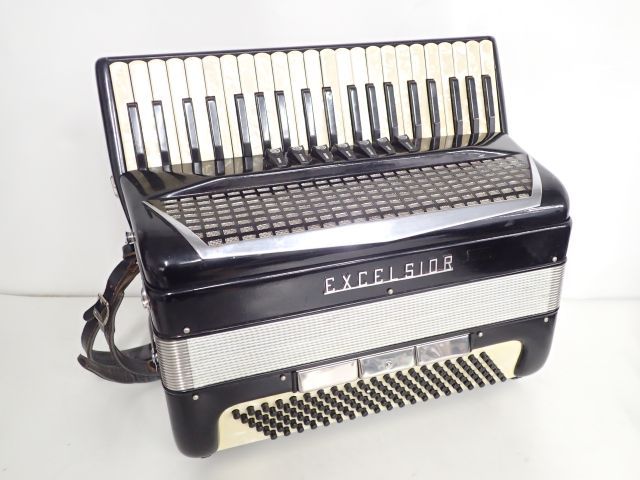 高額買取実施中!!】EXCELSIOR エキセルシャー 41鍵/120ベース