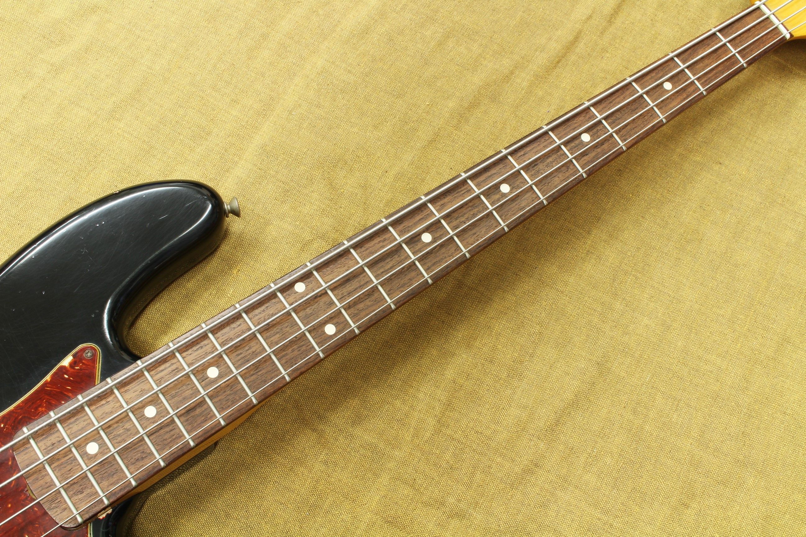 レビュー】こだわりのカスタムオーダーFender C.S. 1964 Jazz Bass