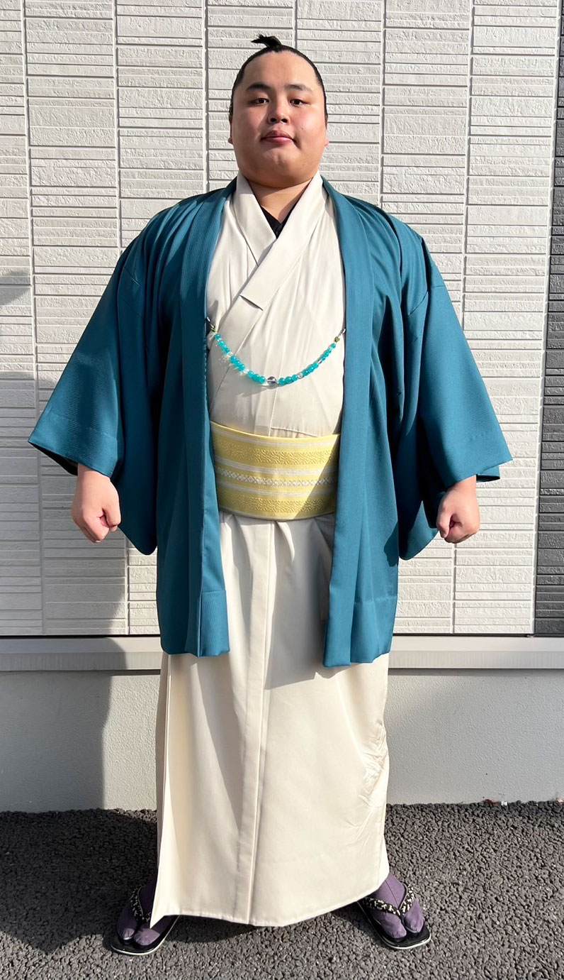 大相撲 幕内 琴勝峰関 お着物羽織制作