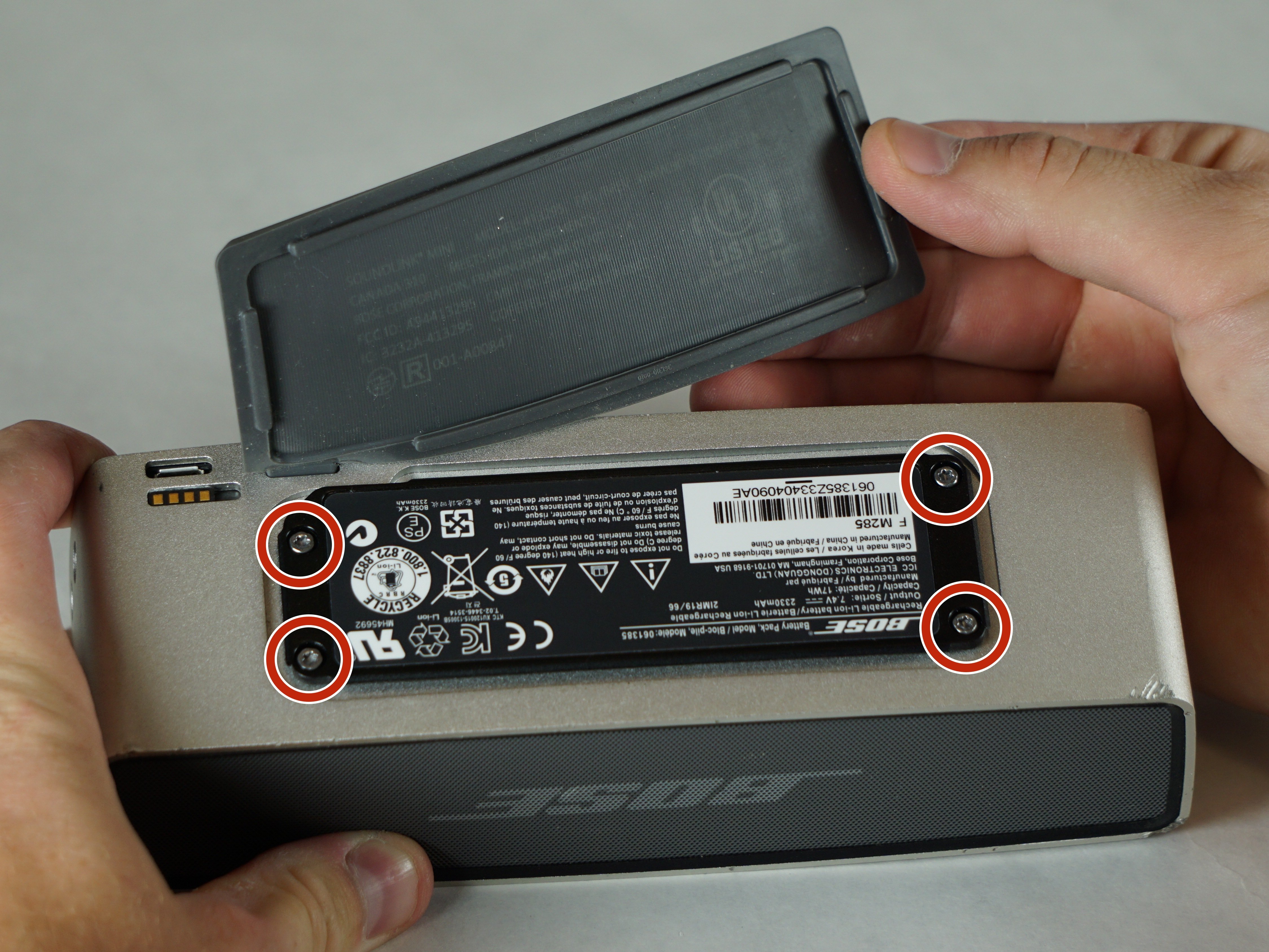 Bose SoundLink Miniのバッテリー交換 - iFixit 修理ガイド