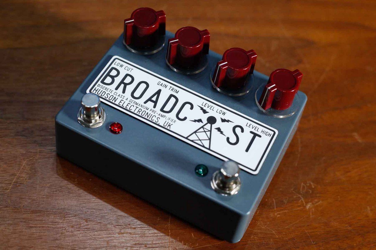 Broadcast-Dual03.jpg