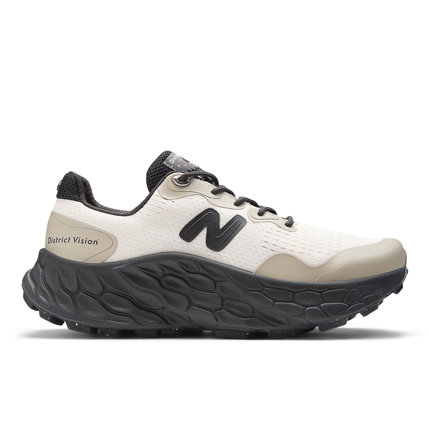 New Balance × District Vision、コラボトレイルスニーカー発売