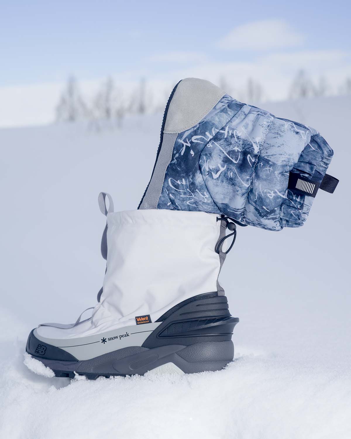 TDS New Balance × Snow Peak、コラボスノーブーツ発売 | HIGHSNOBIETY