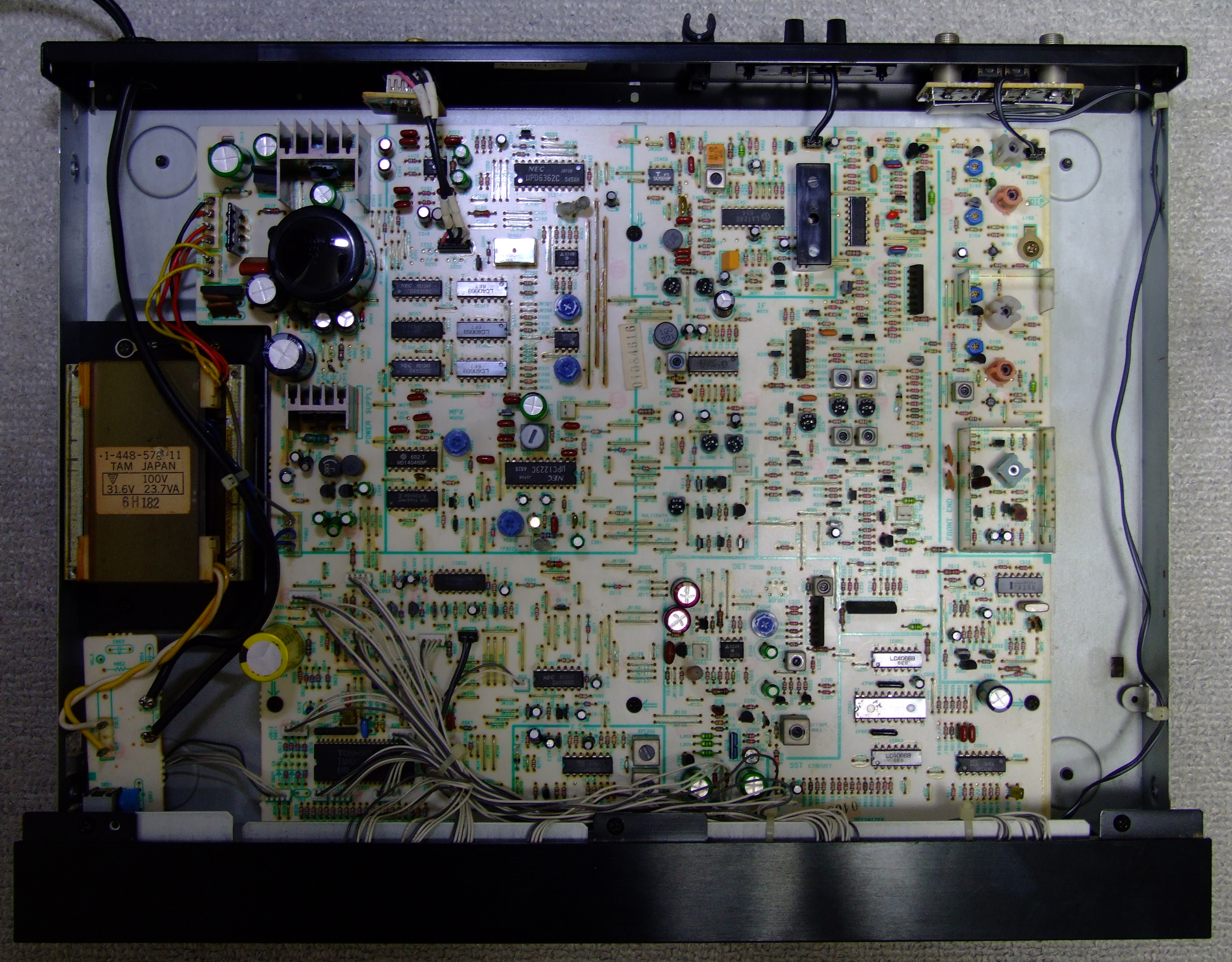 SONY ST-S555ESX
