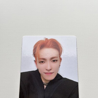 ATEEZ Golden Hour Hello82 Distribution photocard, Hug ver