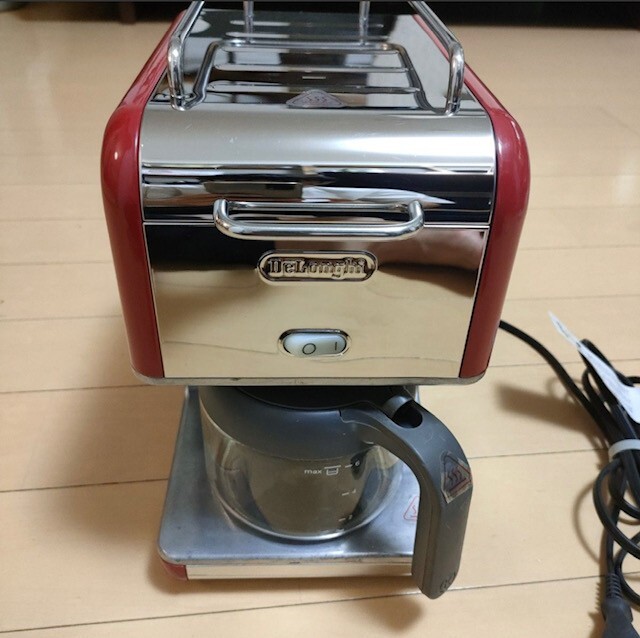 DeLonghi kMix drip coffee maker 6 cups manufacturer Red CMB6-RD