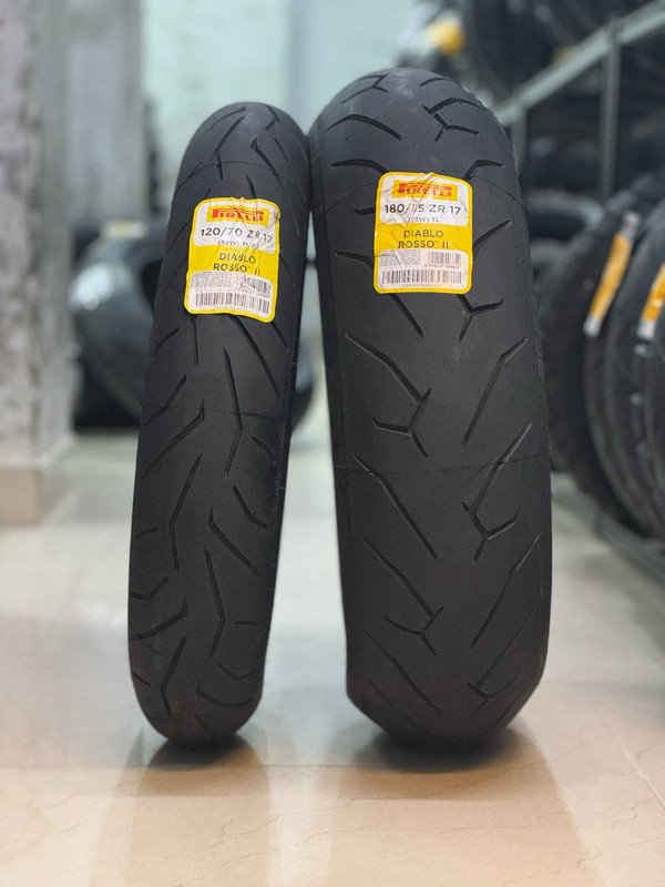 Order Rosso 2 120/70ZR17 Front Tyre – Torque Block