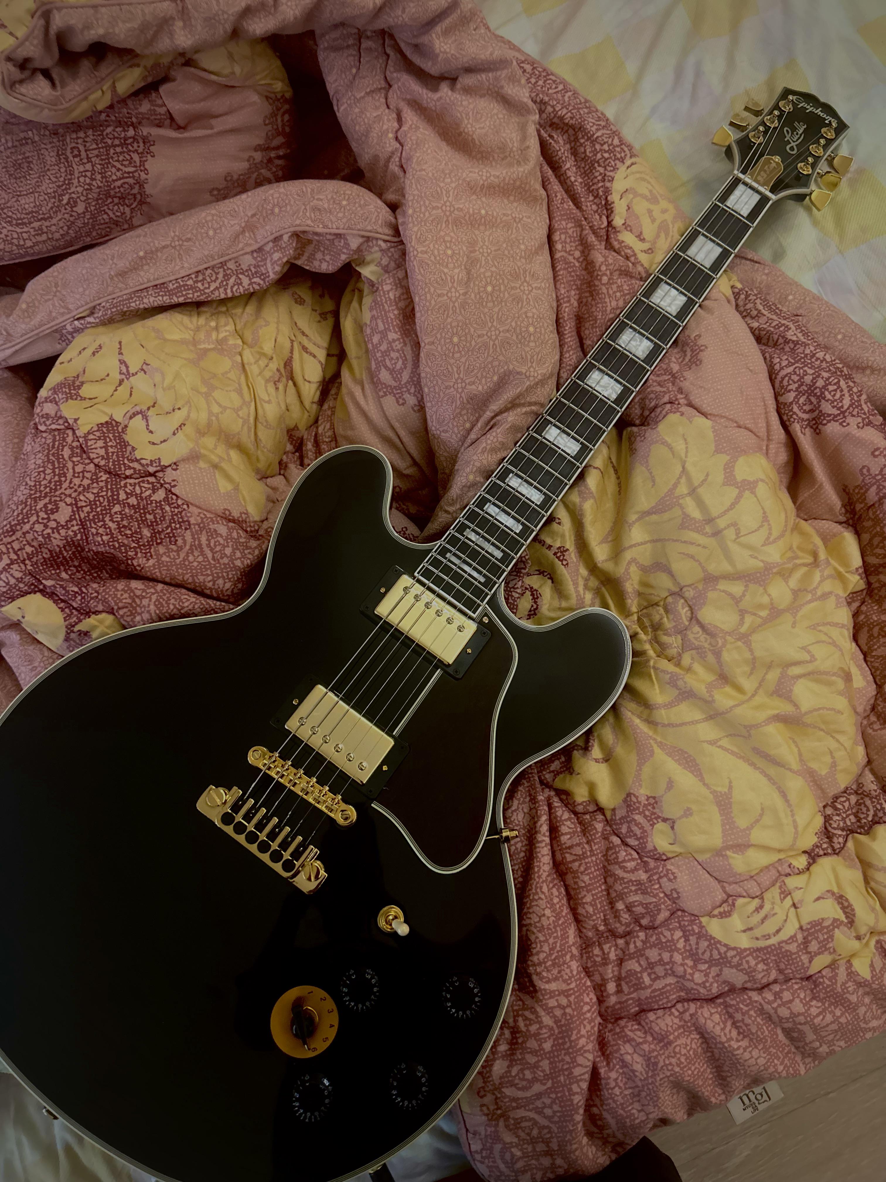 BBキングのエピ・ルシールに関する質問 : r/guitars