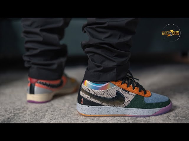 NIKE BOOK 1 