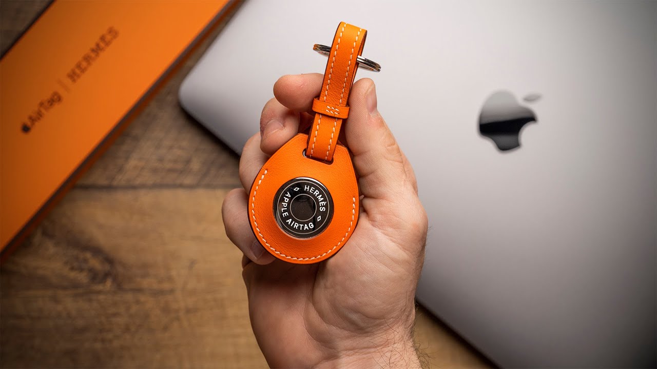 The MOST EXPENSIVE Apple Airtag Hermès! Unboxing and Initial