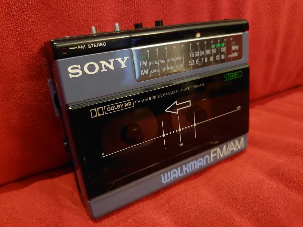 希少品 SONY WM-F15 FM/AM ステレオカセットプレーヤー 【公式通販】
