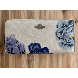 COACH（財布 ・ ブルー・ネイビー/青色系）のフリマアイテム一覧