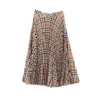 BURBERRY（スカート）のフリマアイテム一覧