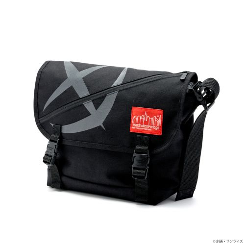 ガンダム』40周年記念！「STRICT-G×Manhattan Portage」コラボバック3