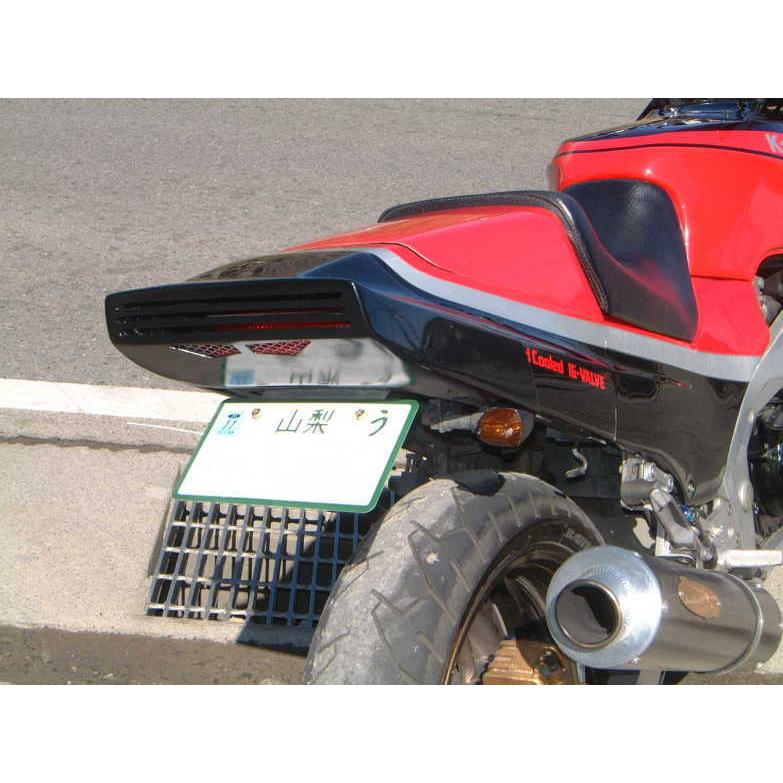 72 GPZ400R600R用 08テールカウル (3本スリット ダクト風) : 吟屋工房
