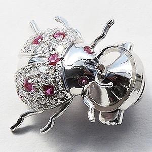 ブローチ てんとう虫 ダイヤモンド ルビー ホワイトゴールド