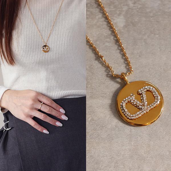 VALENTINO（ヴァレンティノ） LOGO NECKLACE ネックレス クリスタル