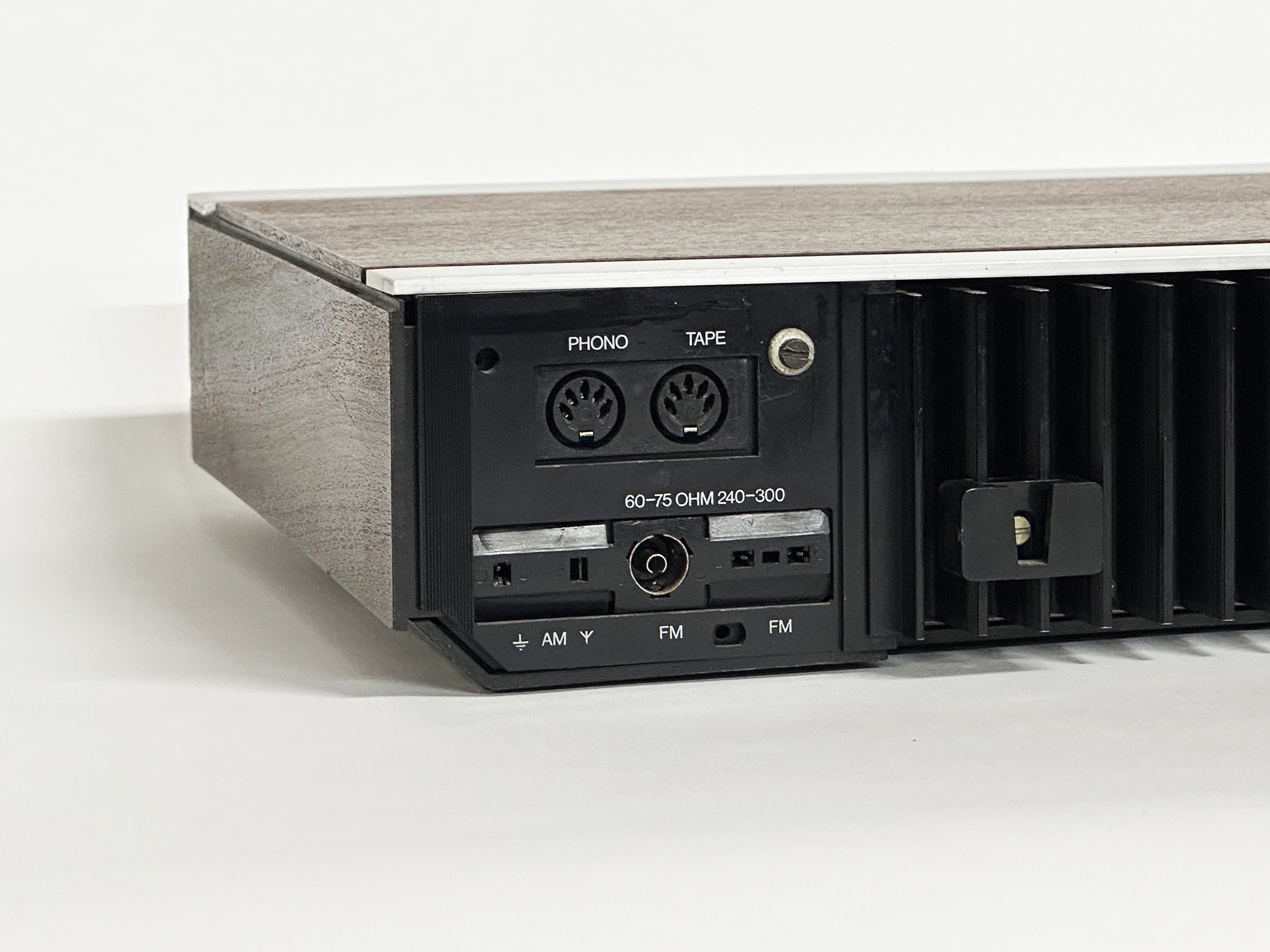 B&O Beomaster 901