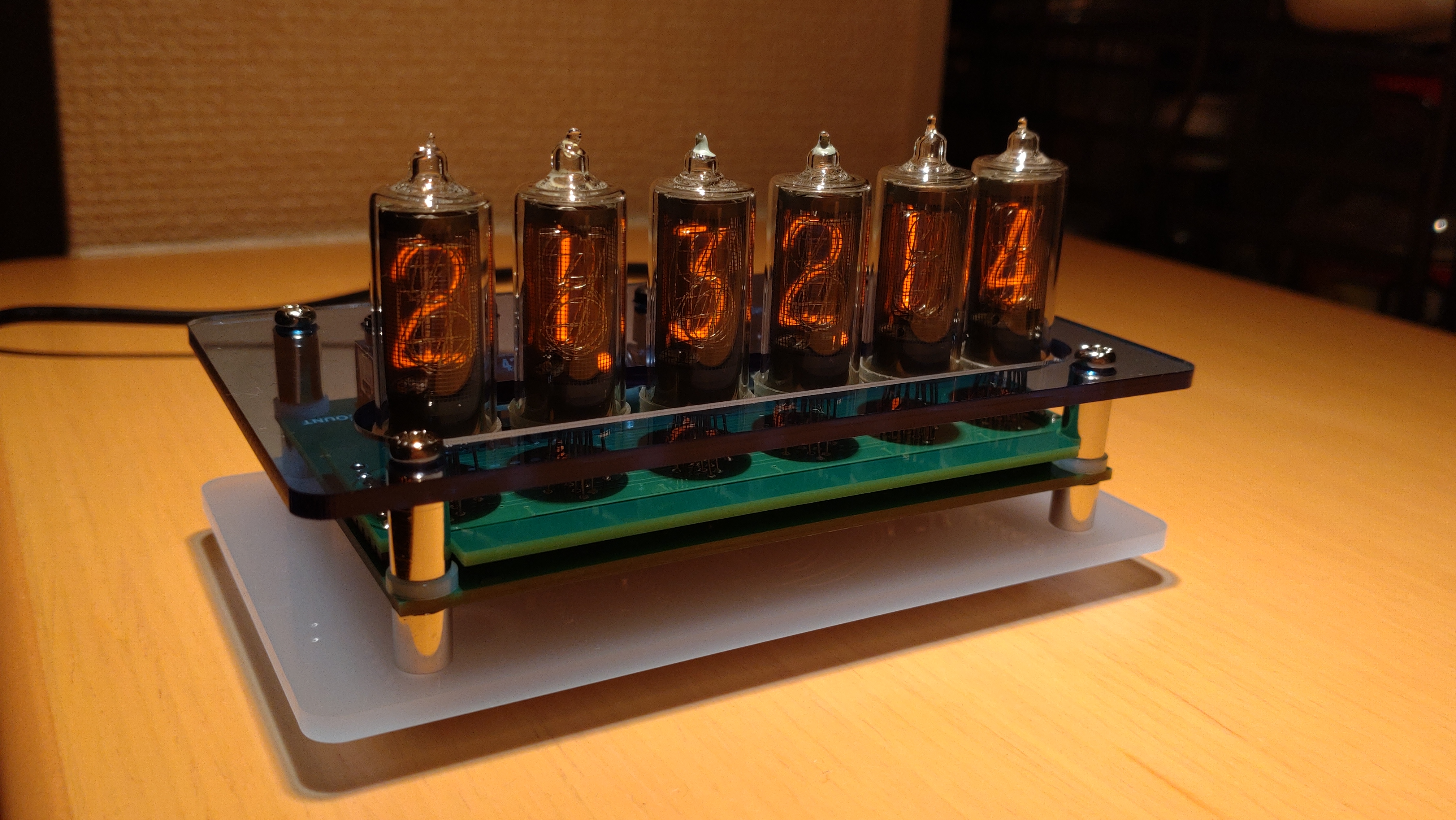 NIXIE-CONPAK