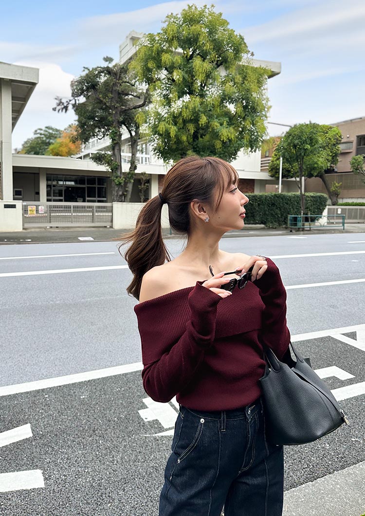 Off shoulder knit top LD039 – LUDICRUM