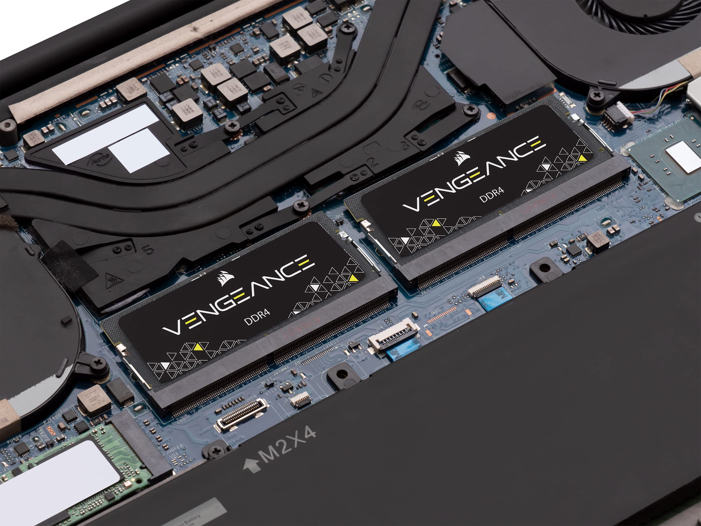 Amazon | CORSAIR DDR4-2400MHz ノートPC用 メモリ VENGEANCE シリーズ