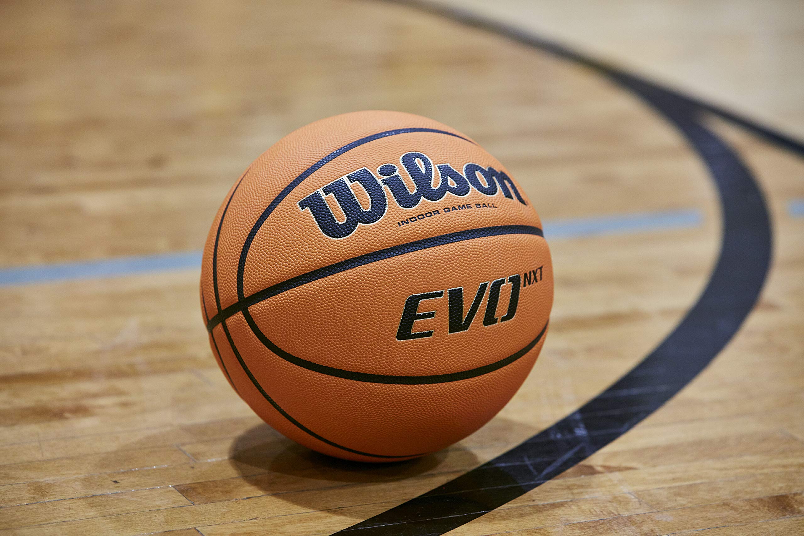 Amazon | Wilson Evo NXT インドアゲームバスケットボール - 28.5