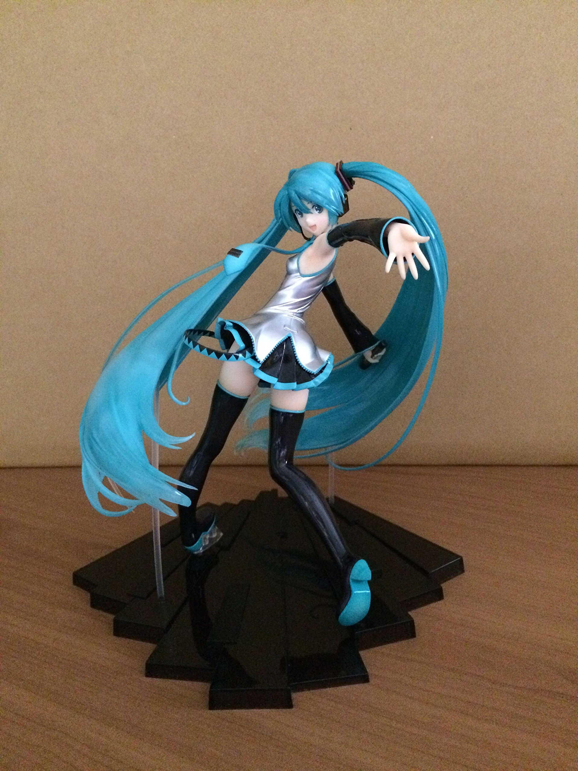 Amazon.co.jp: 初音ミク Tony ver. (1/7スケールPVC塗装済み完成品