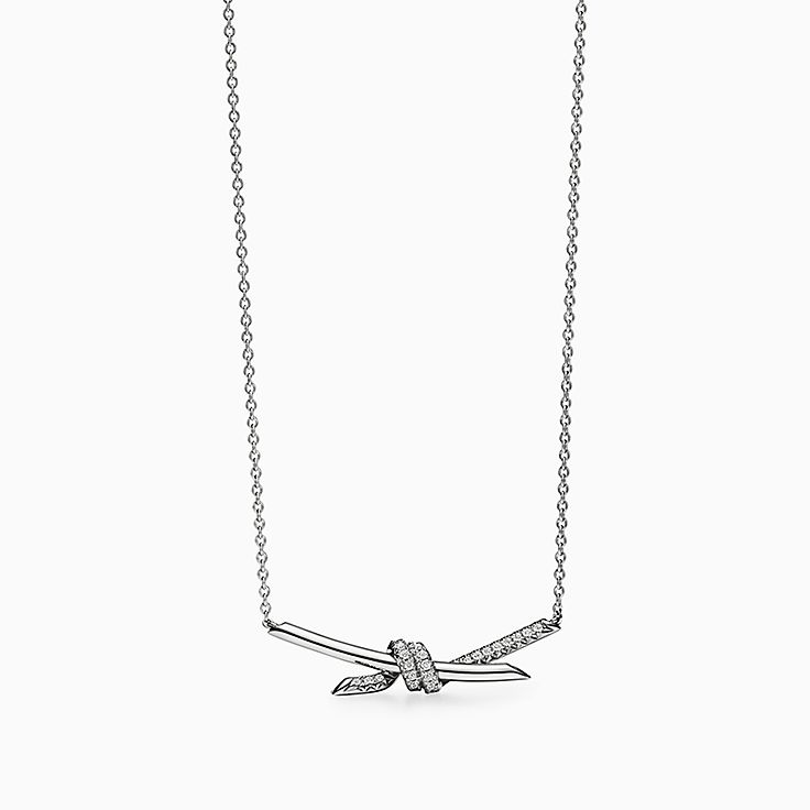 ティファニー ノット ホワイトゴールド ジュエリー | Tiffany & Co.