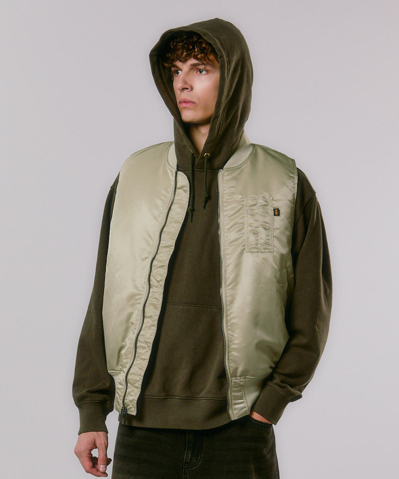 MA-1 FLIGHT VEST | Alpha Industries（アルファ インダストリーズ