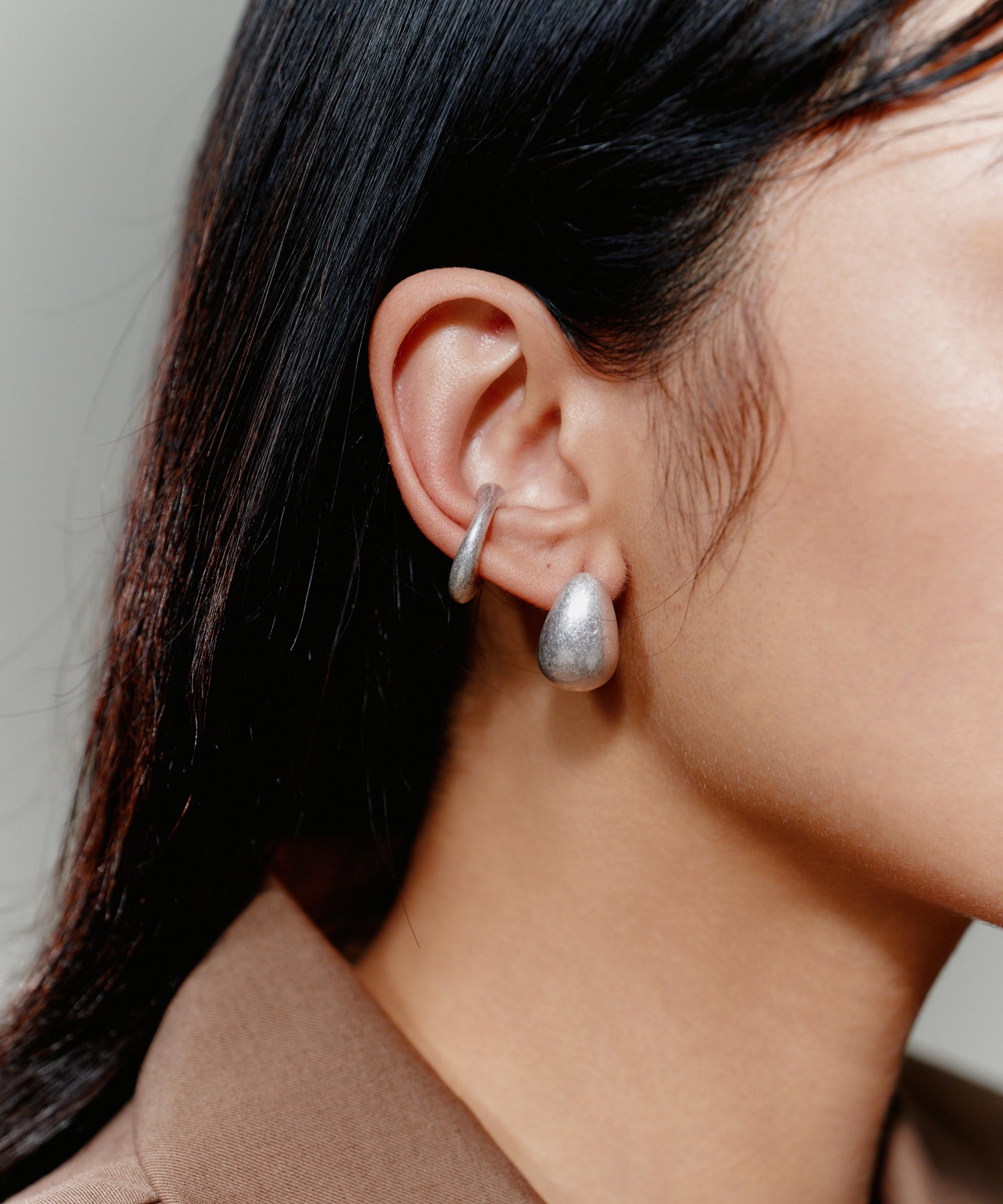 Mini Pendulum Ear Cuff & Volume Pierce | 大人の毎日使えるピアス