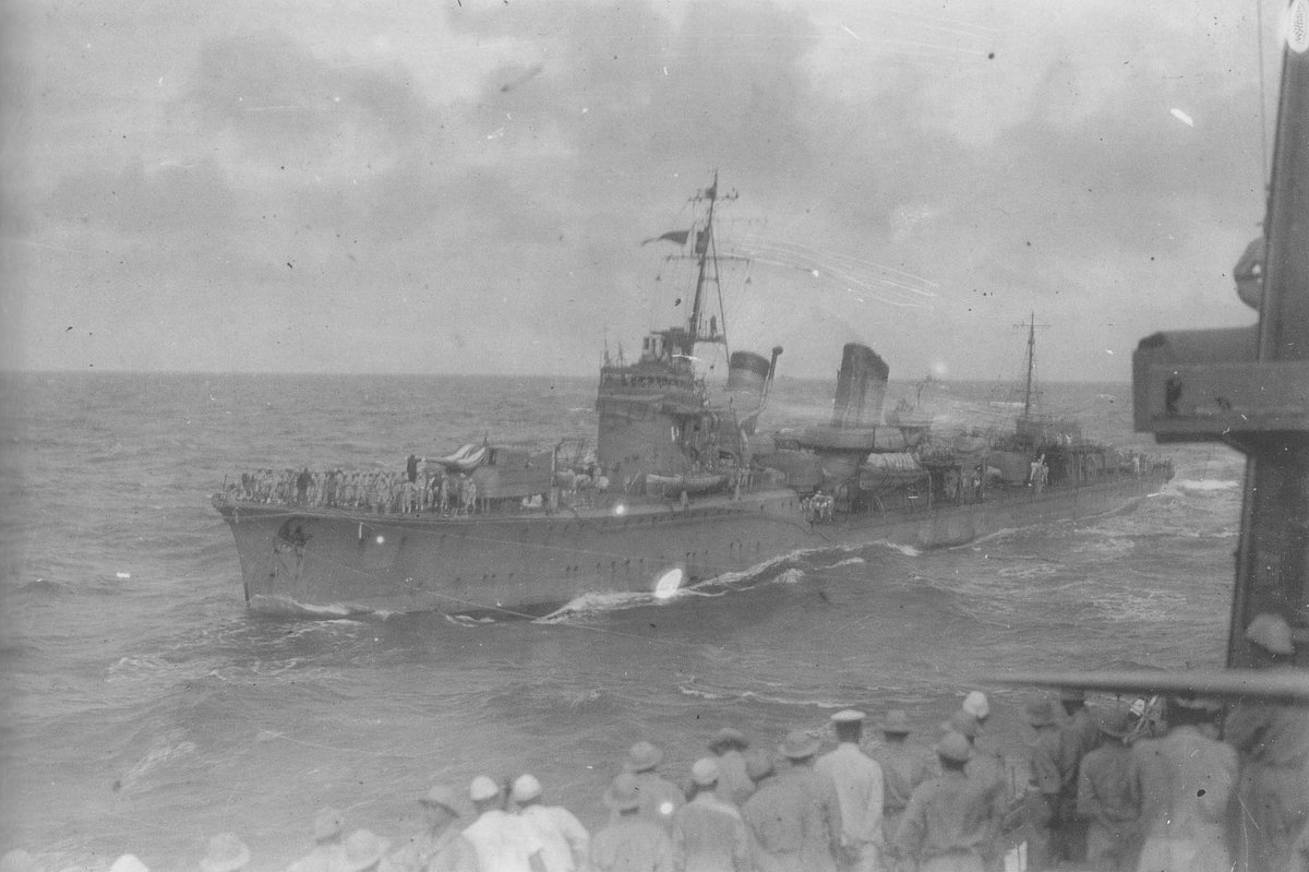 艦長の皆さん！ 6月16日は日本駆逐艦「響」の進水日です！ 響は特型