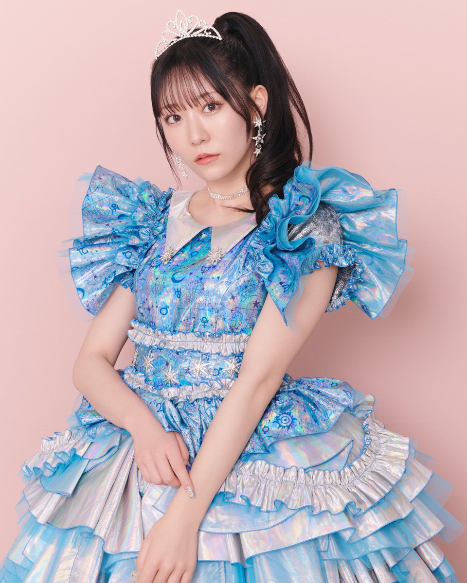 新アーティスト写真解禁】 真中まな(Mana Manaka) @manafy_fz0422