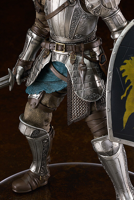 PS5『Demon's Souls』の「フリューテッドアーマー」が全高約245mmの