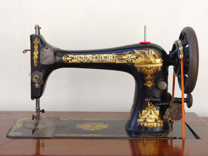 No.311 SINGER 27K 英国シンガー製 豪華足踏みミシン：アンティーク
