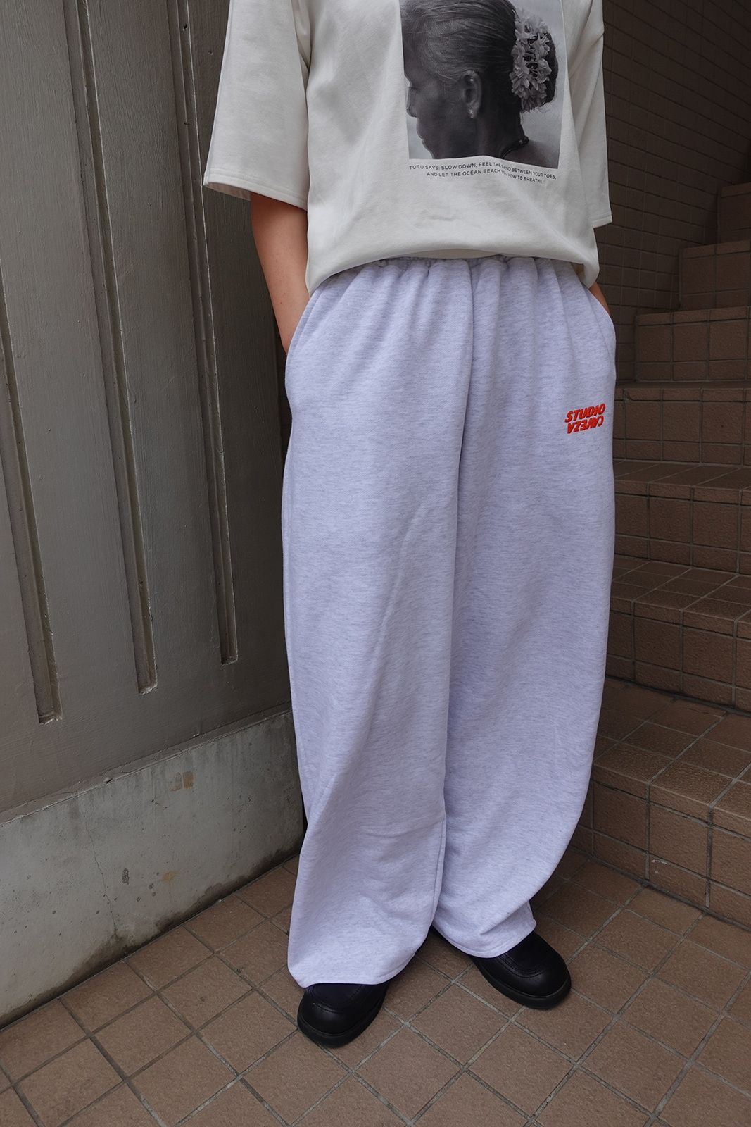 CAVEZA ROSSO - STUDIO CAVEZA Print Sweat Pants (Light gray