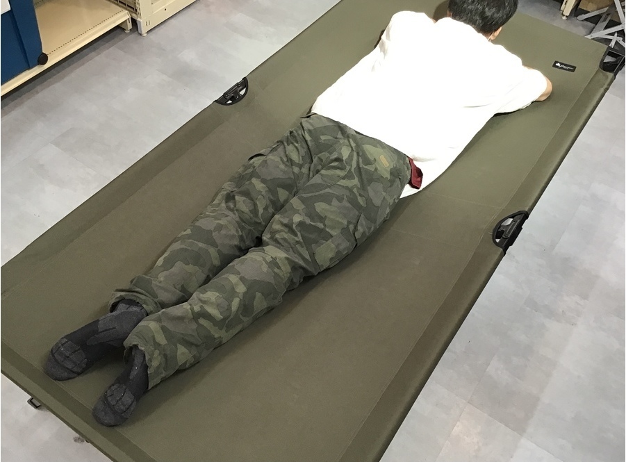 大人も小さく見えるBIGサイズ!?ロゴスのグランベーシックBIGコット
