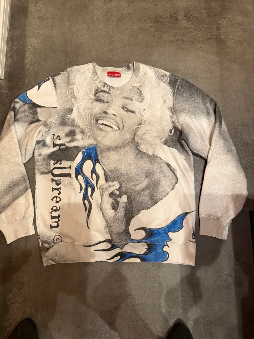 2026年最新】Supreme Naomi Crewneckの人気アイテム - メルカリ
