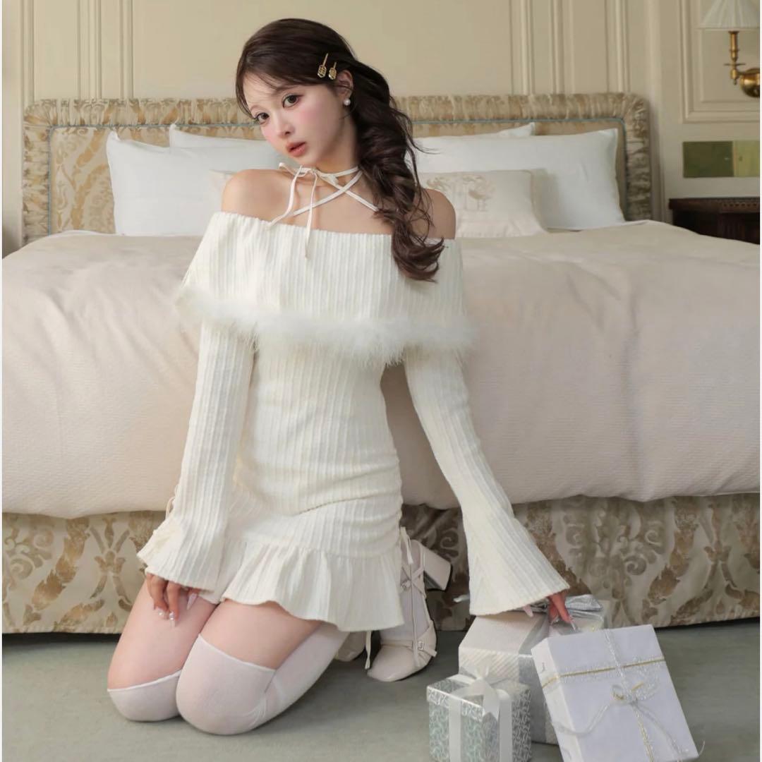 エムミーエメ Feather offshoulder mini onepiece エムミーエメ Feather offshoulder mini onepiece - メルカリ